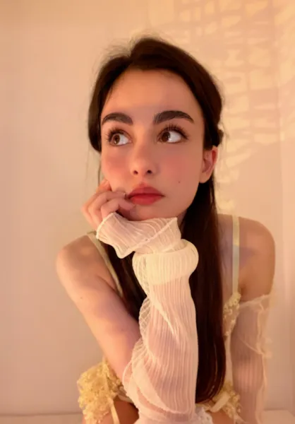 Ariana - Onlyfans